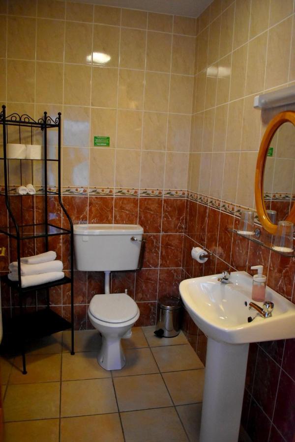 O'Connor'S Accommodation Doolin Eksteriør billede